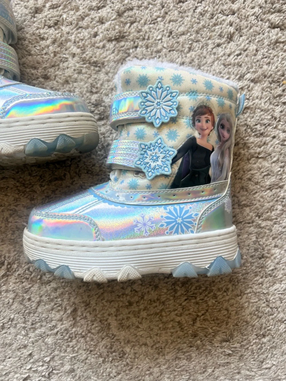 Frozen Toddler Girl Snow Boots Size 9